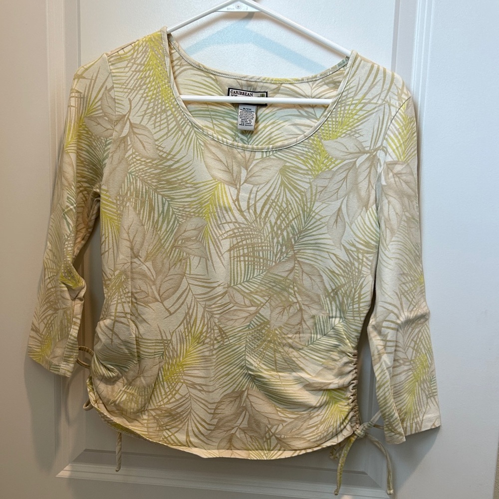 Jones New York Cream and Yellow Leaf Print Blouse (S)